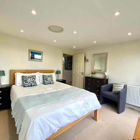 A Secluded Self Contained Country Suite With A View - Parking, Easy Access To Bath Corsham Eksteriør billede