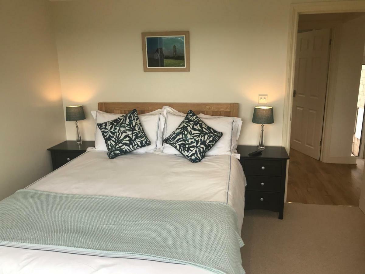 A Secluded Self Contained Country Suite With A View - Parking, Easy Access To Bath Corsham Eksteriør billede